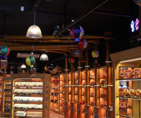 8aef5ee6-1043-4a2f-ab7a-a6600e85ba2a